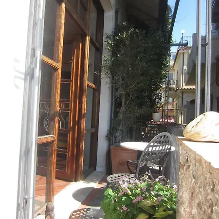 度假居 Casa 陶尔米纳